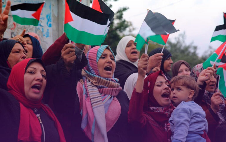 Las mujeres palestinas entre la pobreza y la lucha - Capire