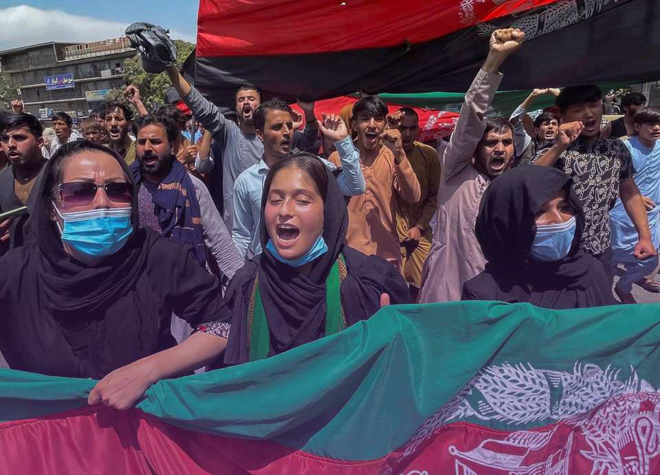 Entrevista: ¿qué está en juego para la vida de las mujeres en Afganistán?