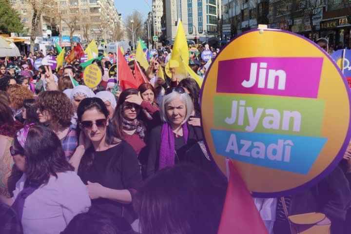 Féminicide : une plaie ouverte pour les femmes kurdes