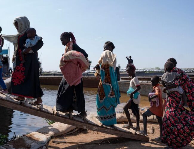 Soudan : faim extrême et déplacements forcés en plus d’un an de guerre