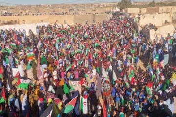 Mulheres saarauí dizem não às forças imperialistas