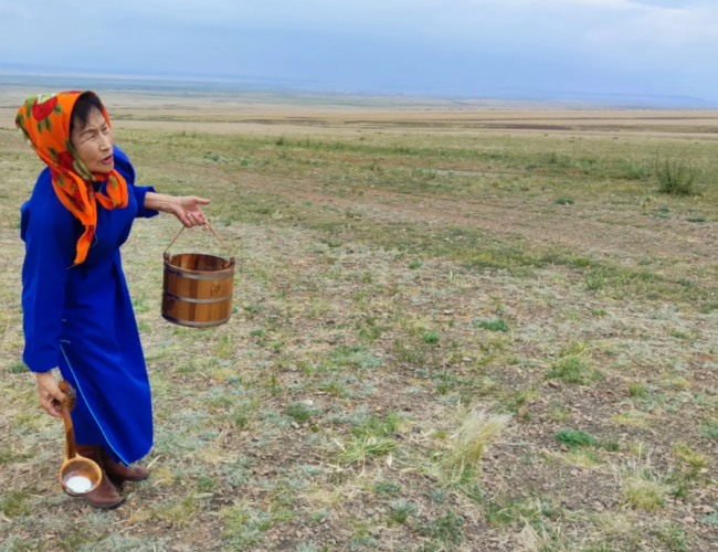Pastoras da Mongólia defendem território e tradição: assista ao filme